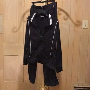 Pants & jacket jogging outfit